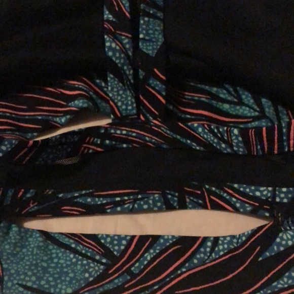 Lululemon Sportsbra - Picture 3 of 5